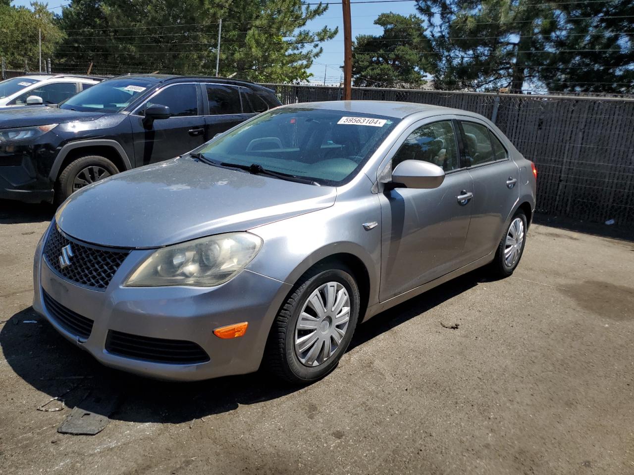 SUZUKI KIZASHI S 2012