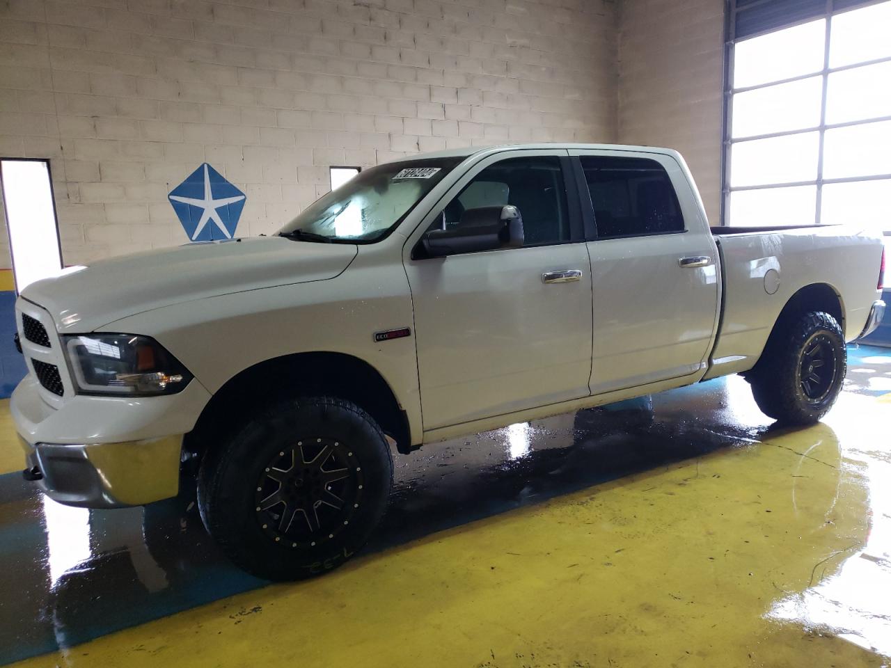 RAM 1500 SLT 2016