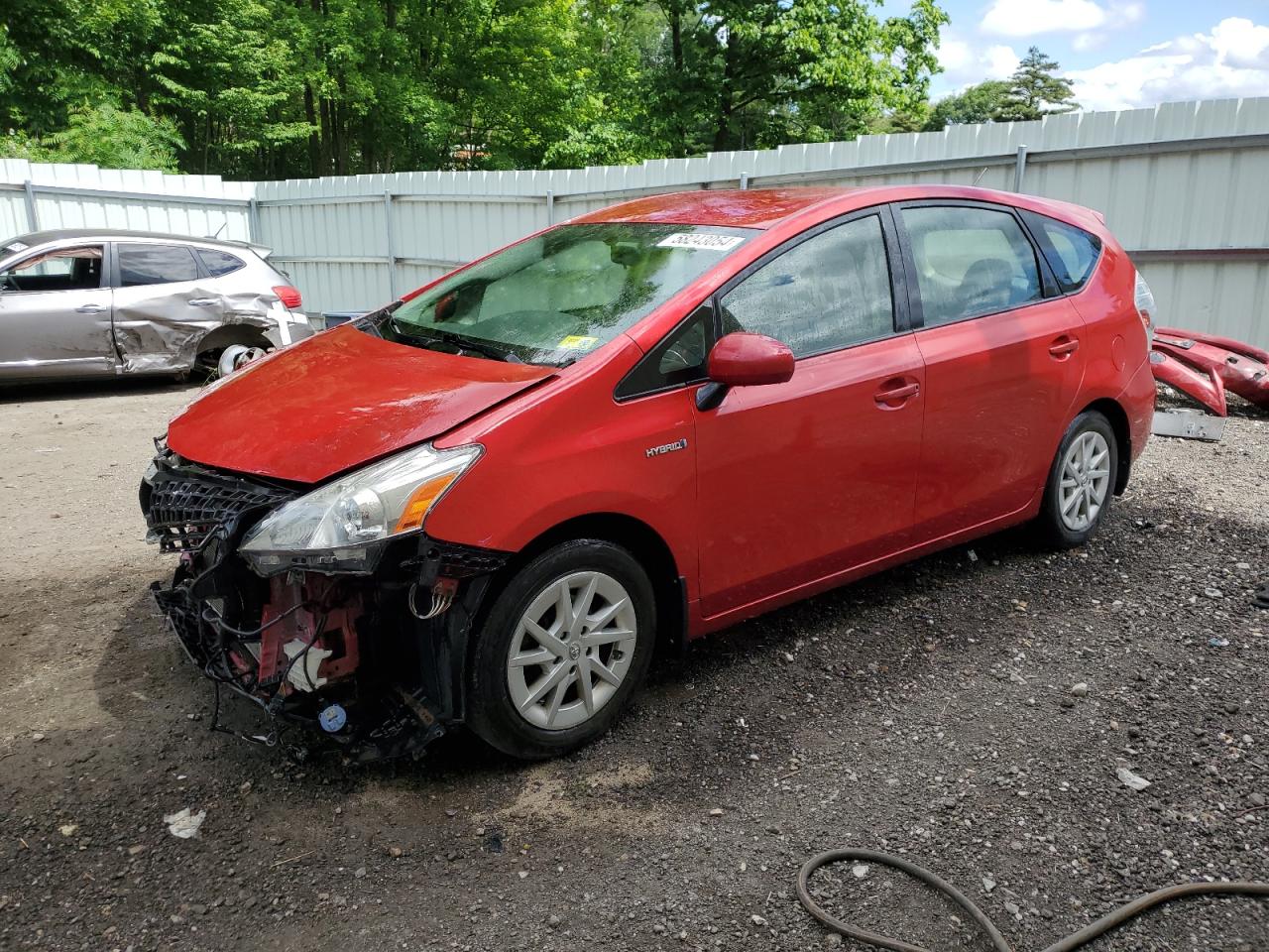 TOYOTA PRIUS V 2014