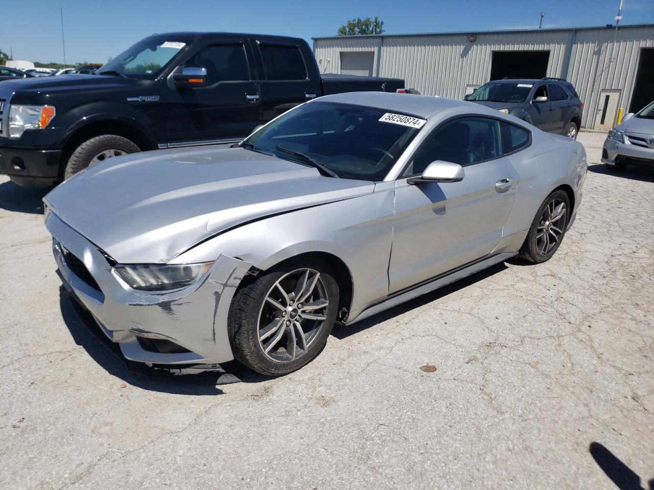 FORD MUSTANG 2016