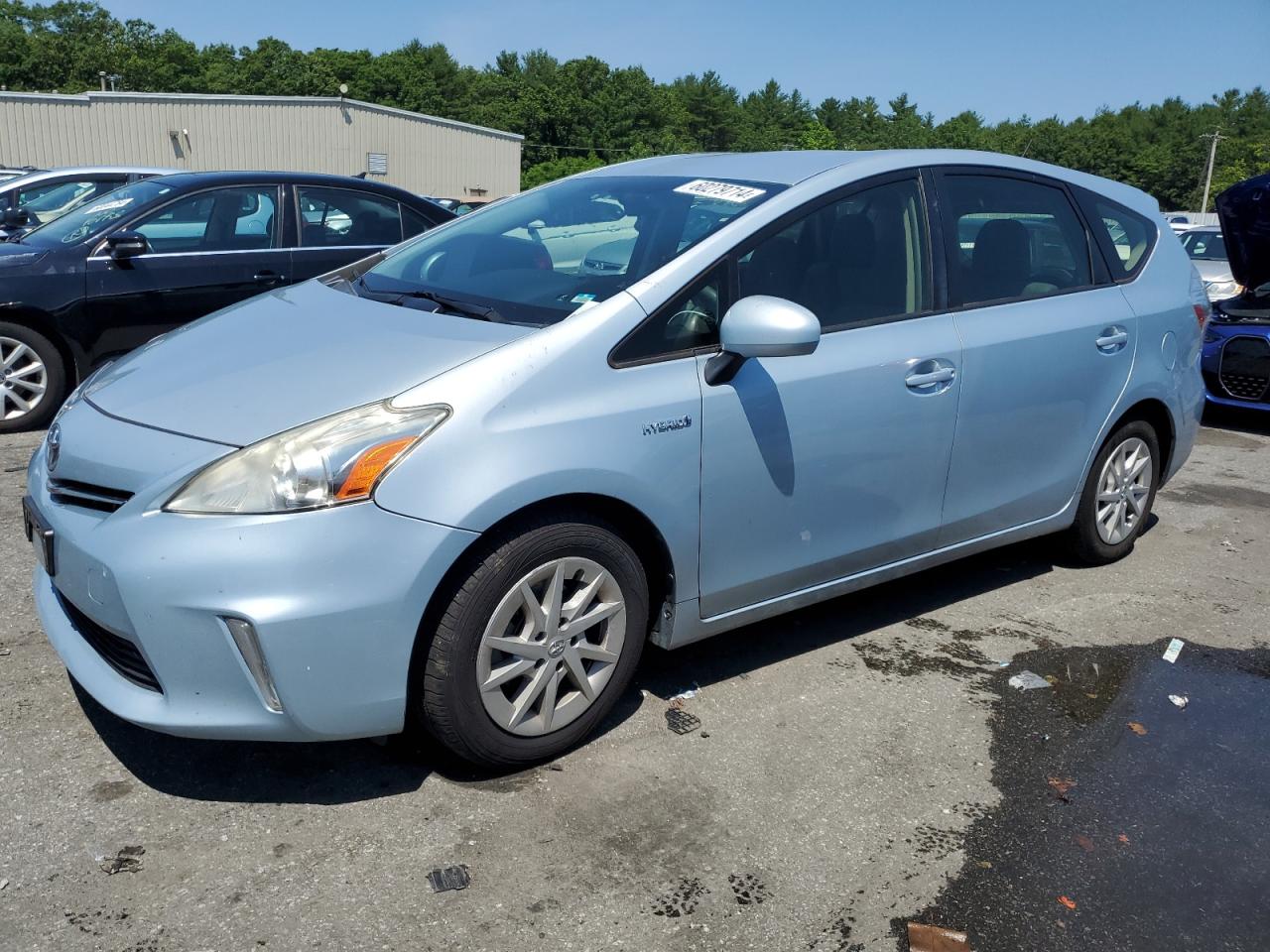 TOYOTA PRIUS V 2012