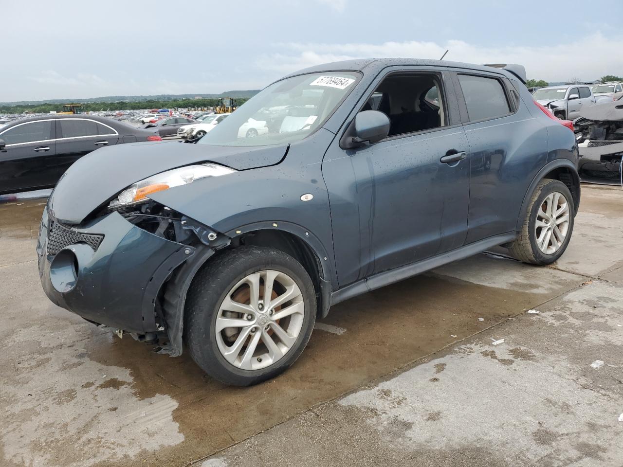 NISSAN JUKE 2013