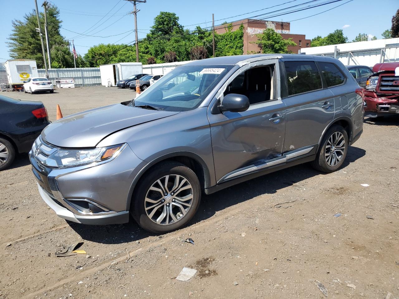 MITSUBISHI OUTLANDER 2018