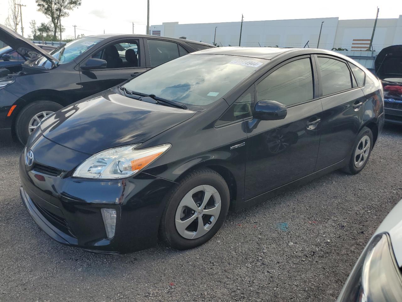TOYOTA PRIUS 2014