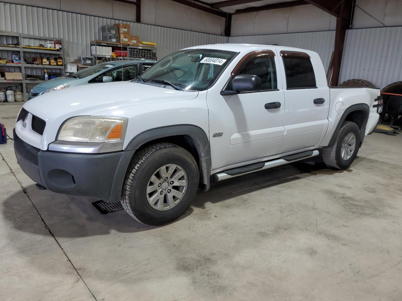 MITSUBISHI RAIDER DUR 2006