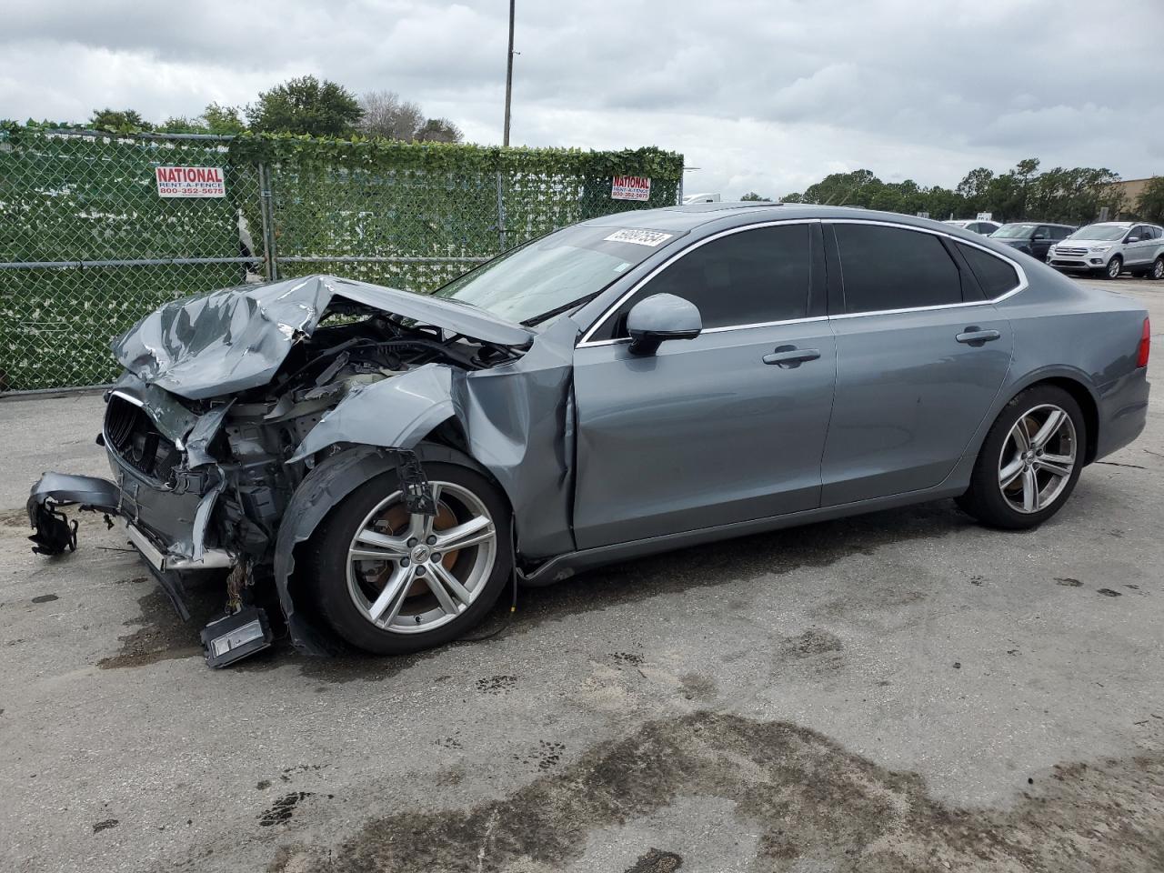 VOLVO S90 T5 MOM 2017