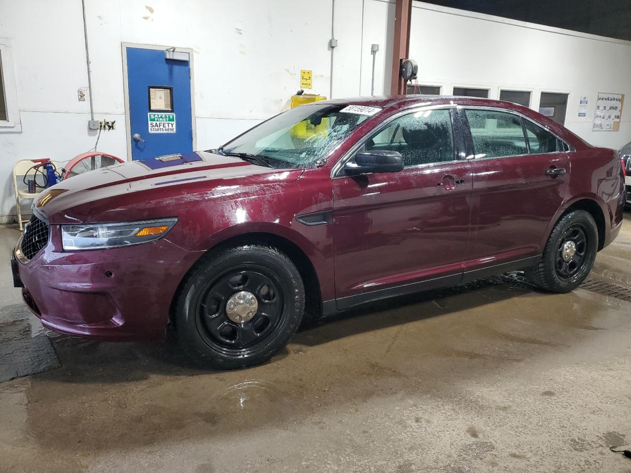 FORD TAURUS POL 2015