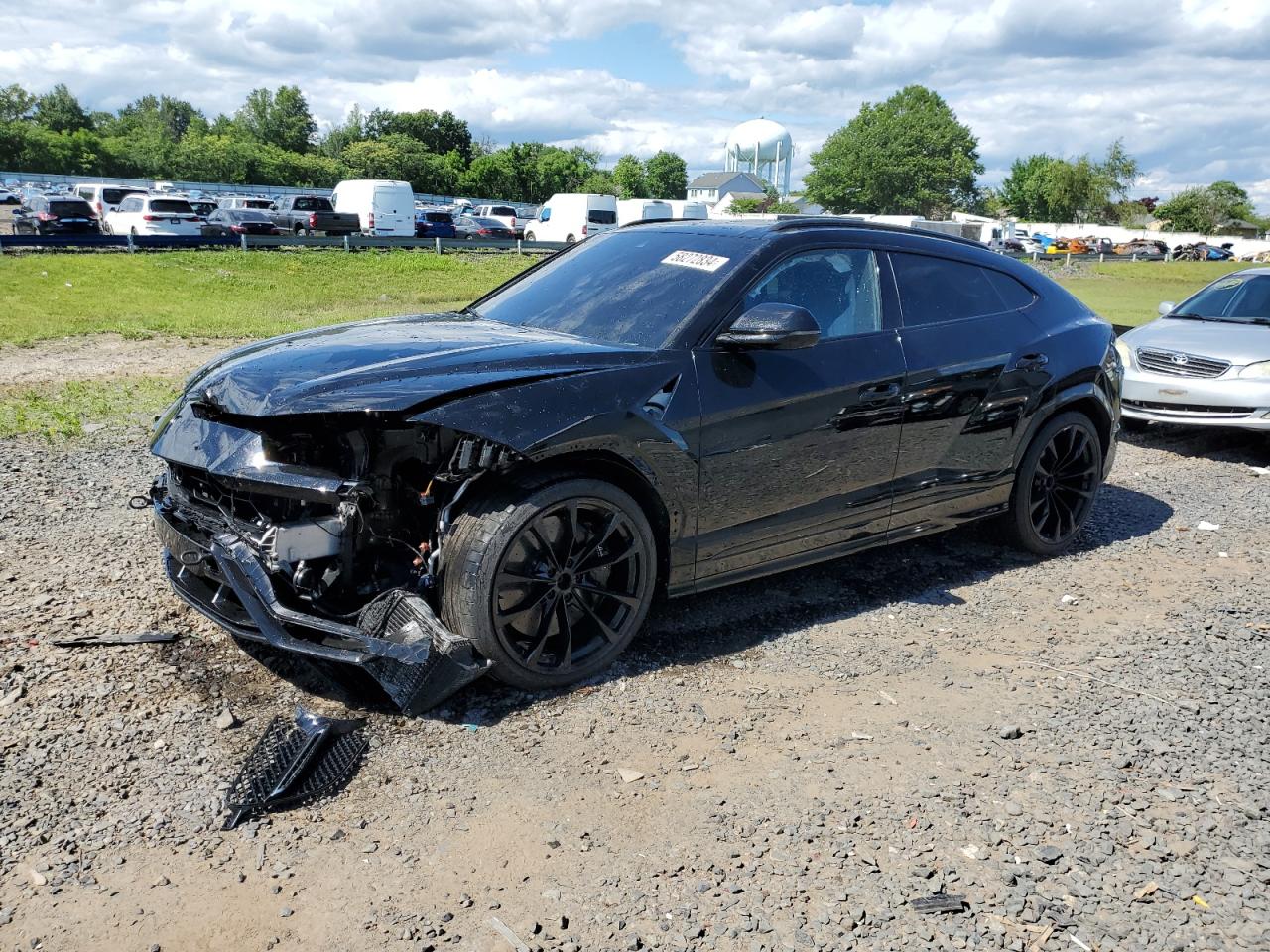 LAMBORGHINI URUS 2021