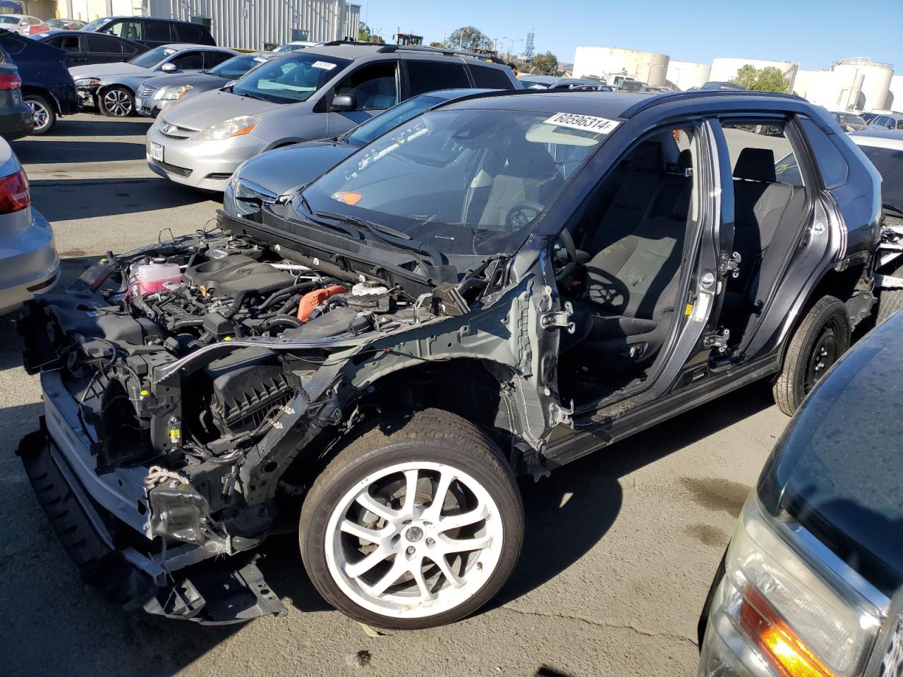 TOYOTA RAV4 XLE 2023