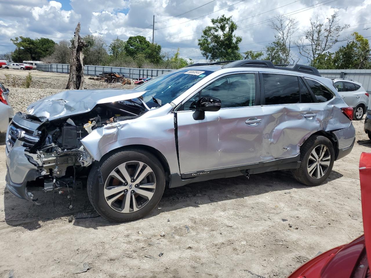 SUBARU OUTBACK 2. 2019