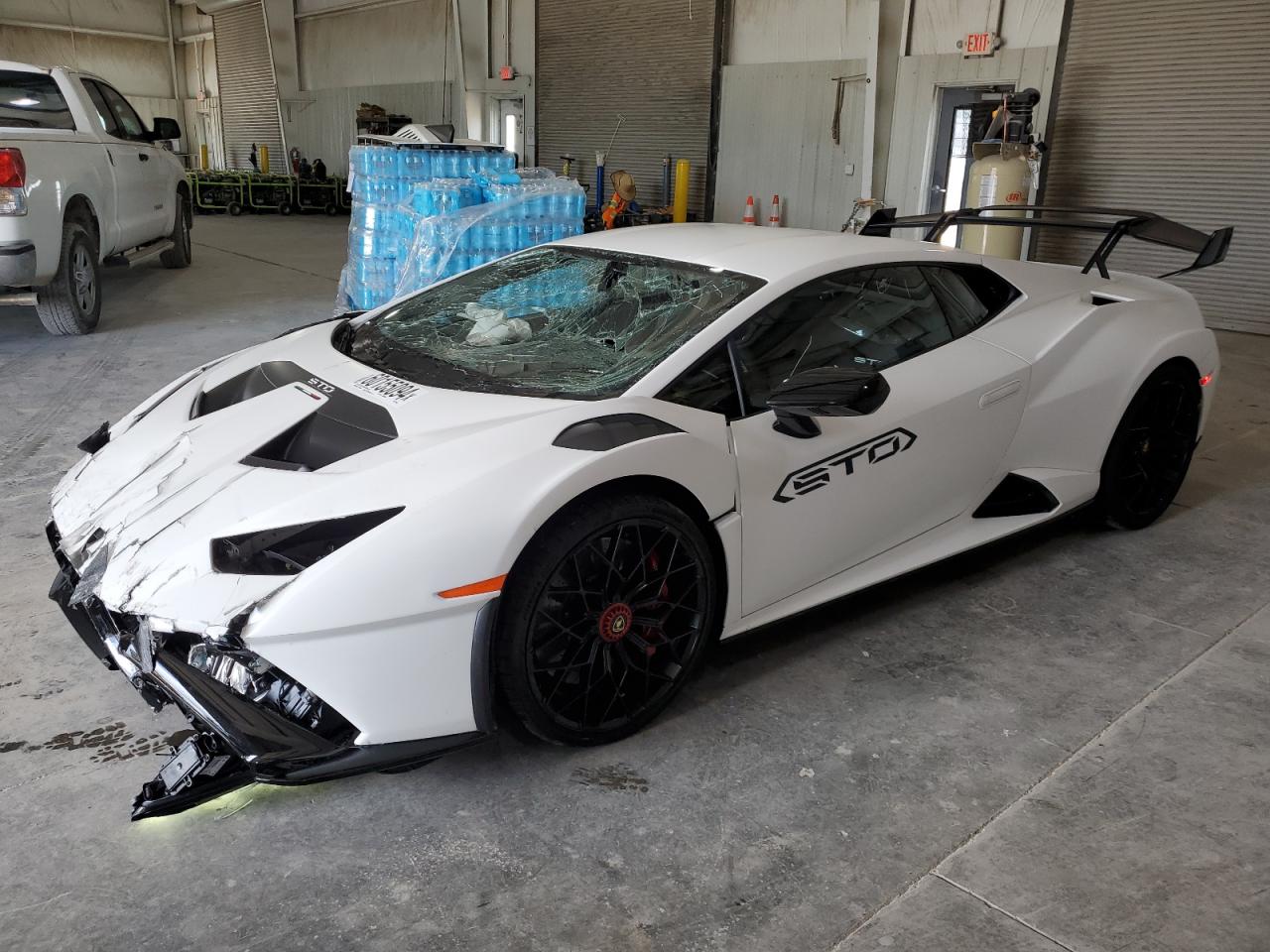 LAMBORGHINI HURACAN ST 2023