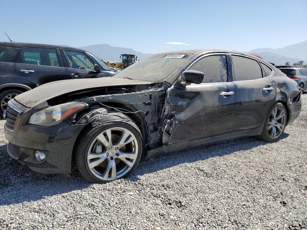 INFINITI M37 2011