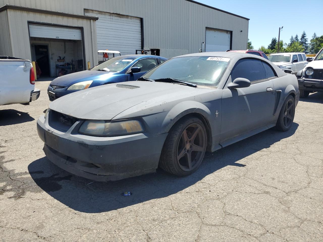 FORD MUSTANG 2002