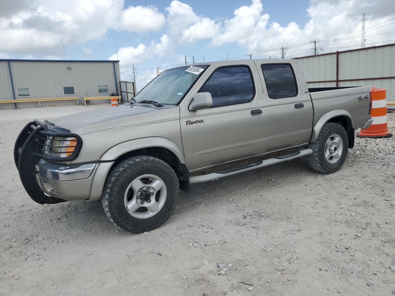 NISSAN FRONTIER C 2000