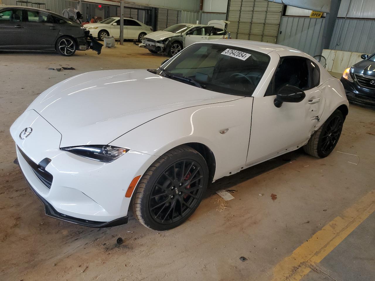 MAZDA MX-5 MIATA 2017