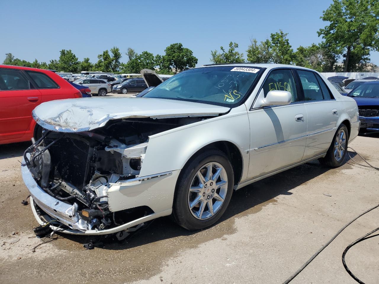 CADILLAC DTS LUXURY 2010