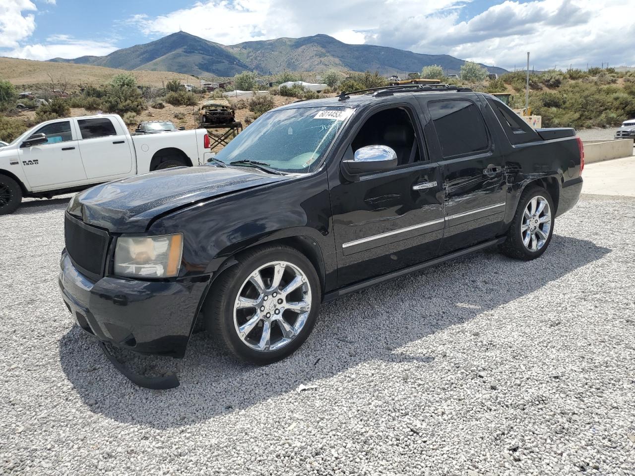 CHEVROLET AVALANCHE 2011