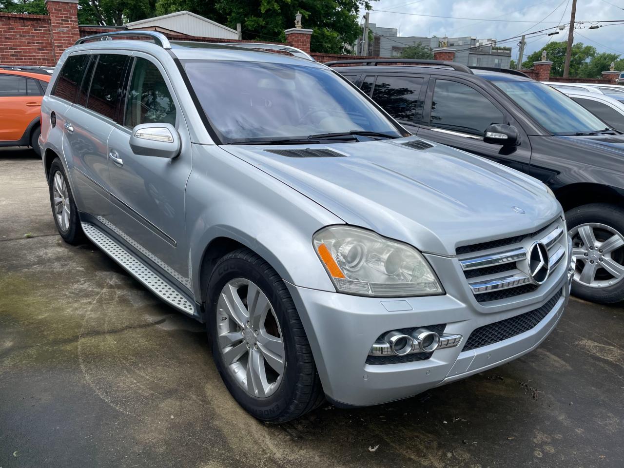MERCEDES-BENZ GL-CLASS 2010