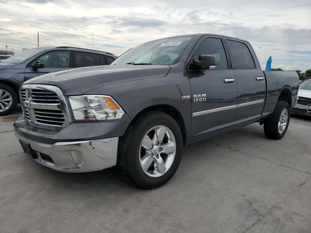 RAM 1500 SLT 2017