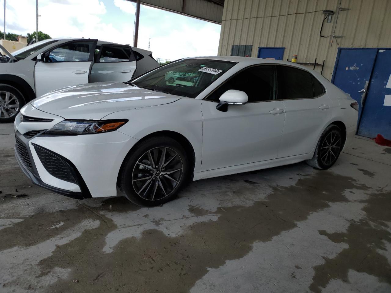 TOYOTA CAMRY SE N 2024
