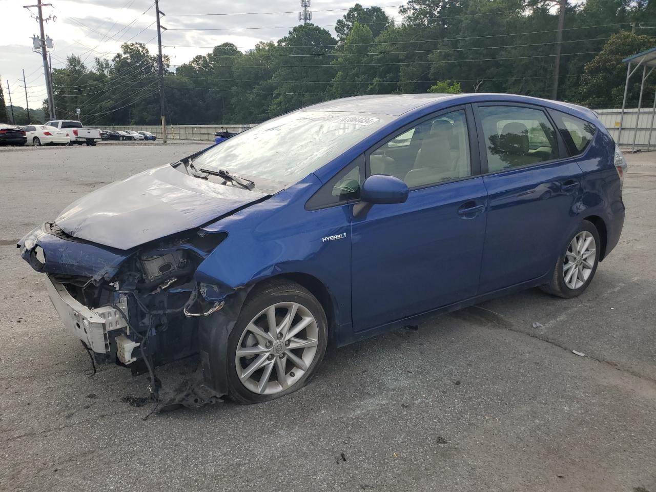 TOYOTA PRIUS V 2014