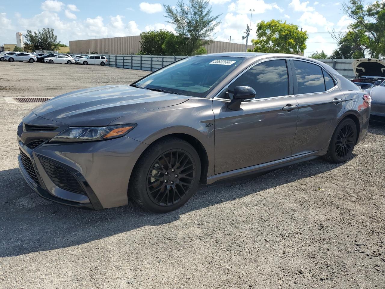 TOYOTA CAMRY SE N 2023