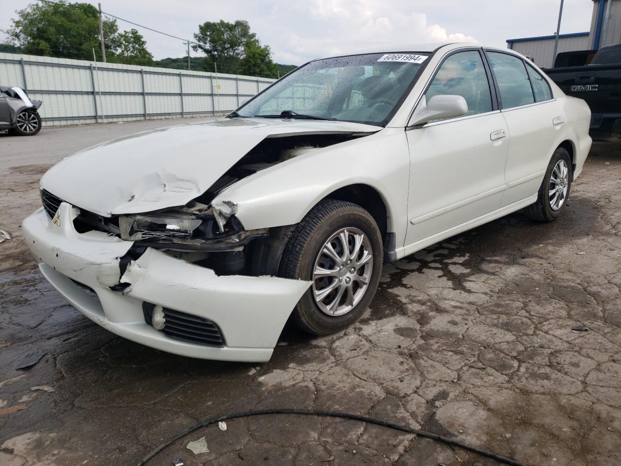 MITSUBISHI GALANT ES 2002