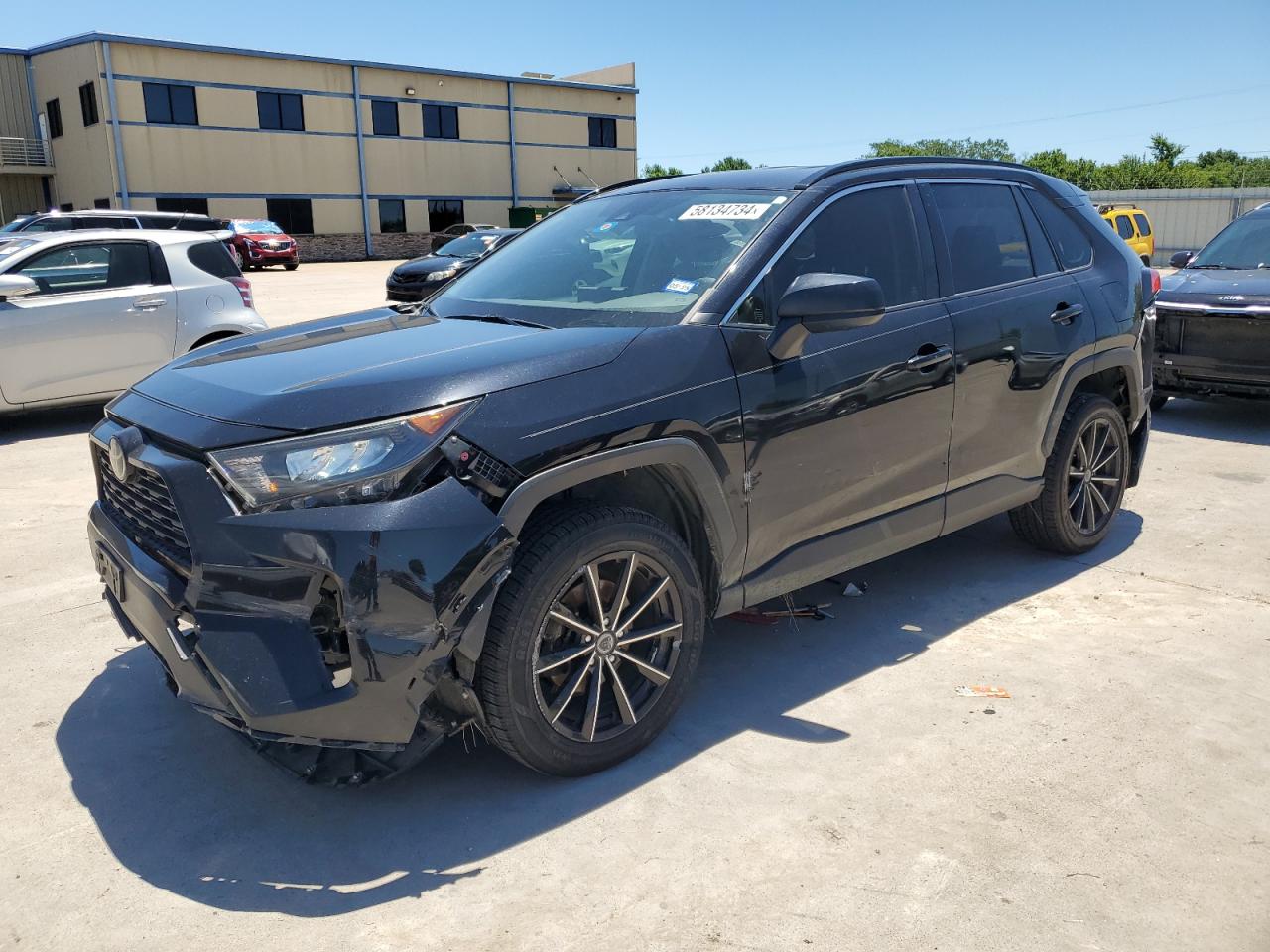 TOYOTA RAV4 LE 2019