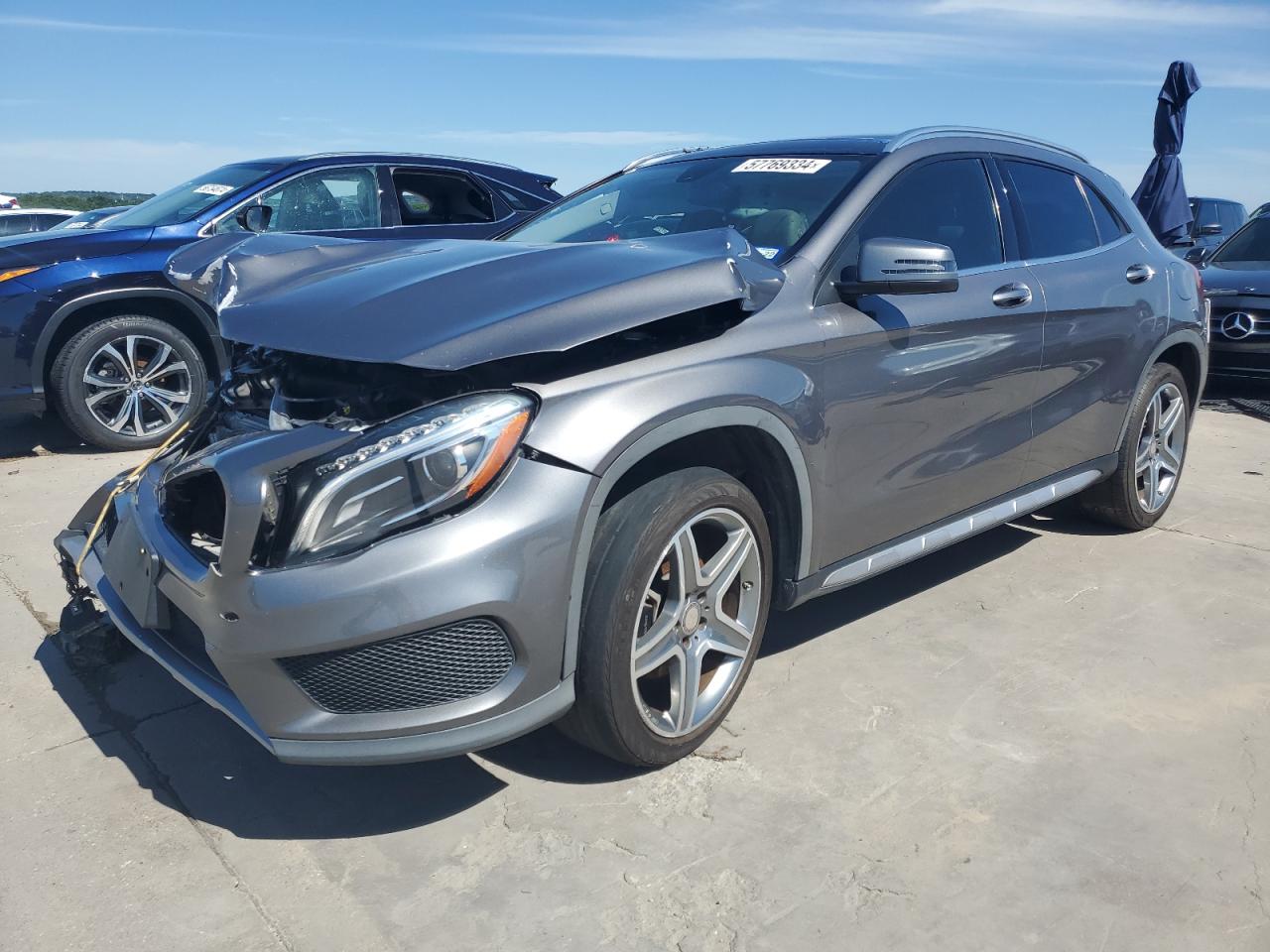 MERCEDES-BENZ GLA-CLASS 2015