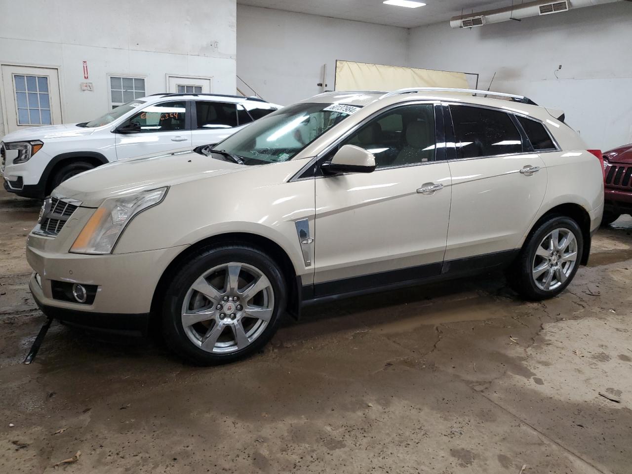 CADILLAC SRX PERFOR 2010