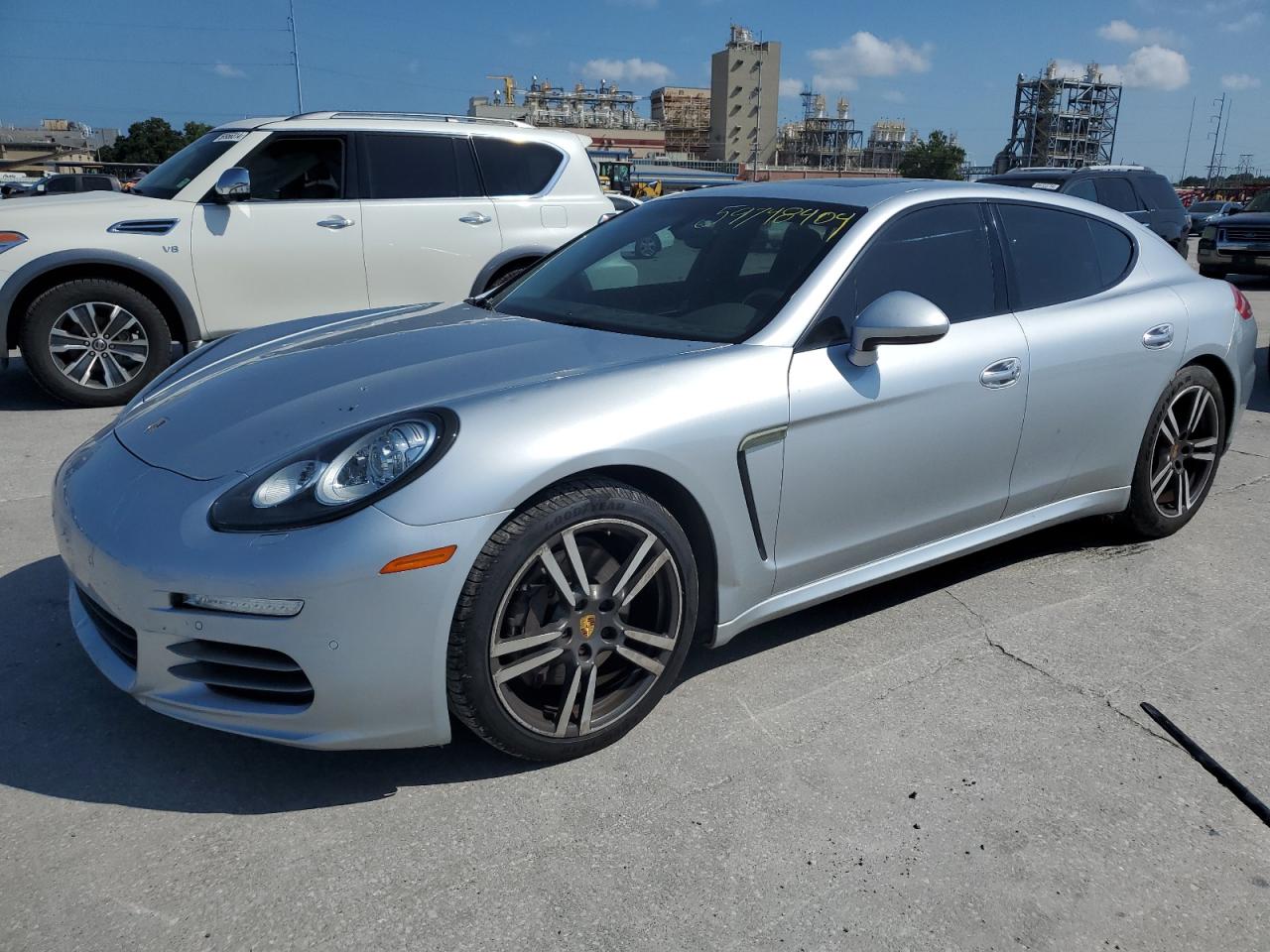 PORSCHE PANAMERA 2 2015