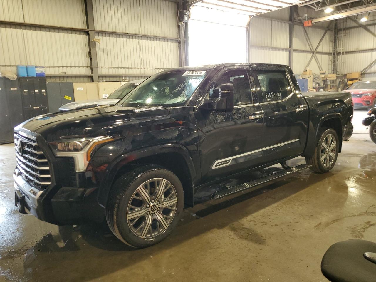 TOYOTA TUNDRA CRE 2024