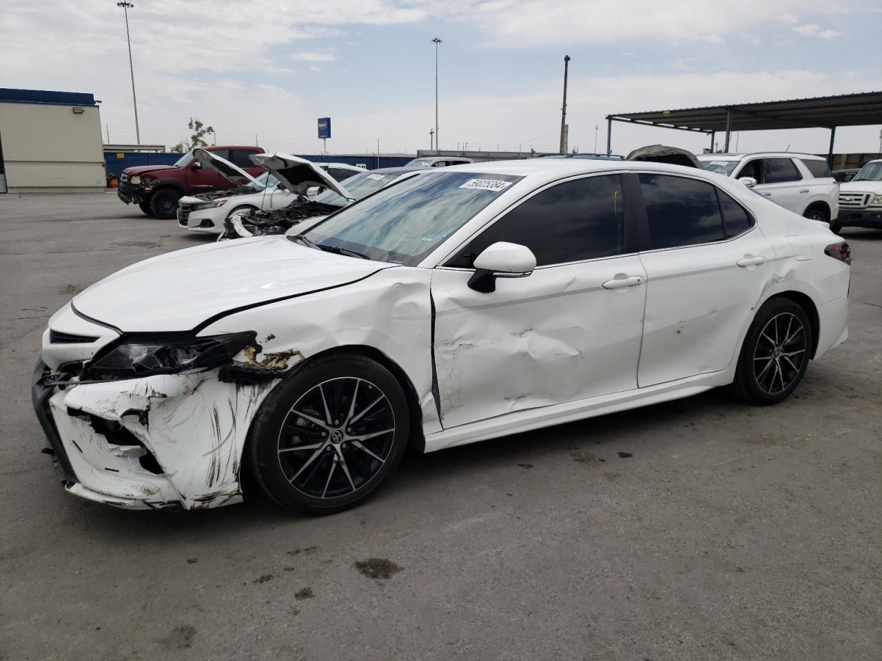 TOYOTA CAMRY SE N 2023
