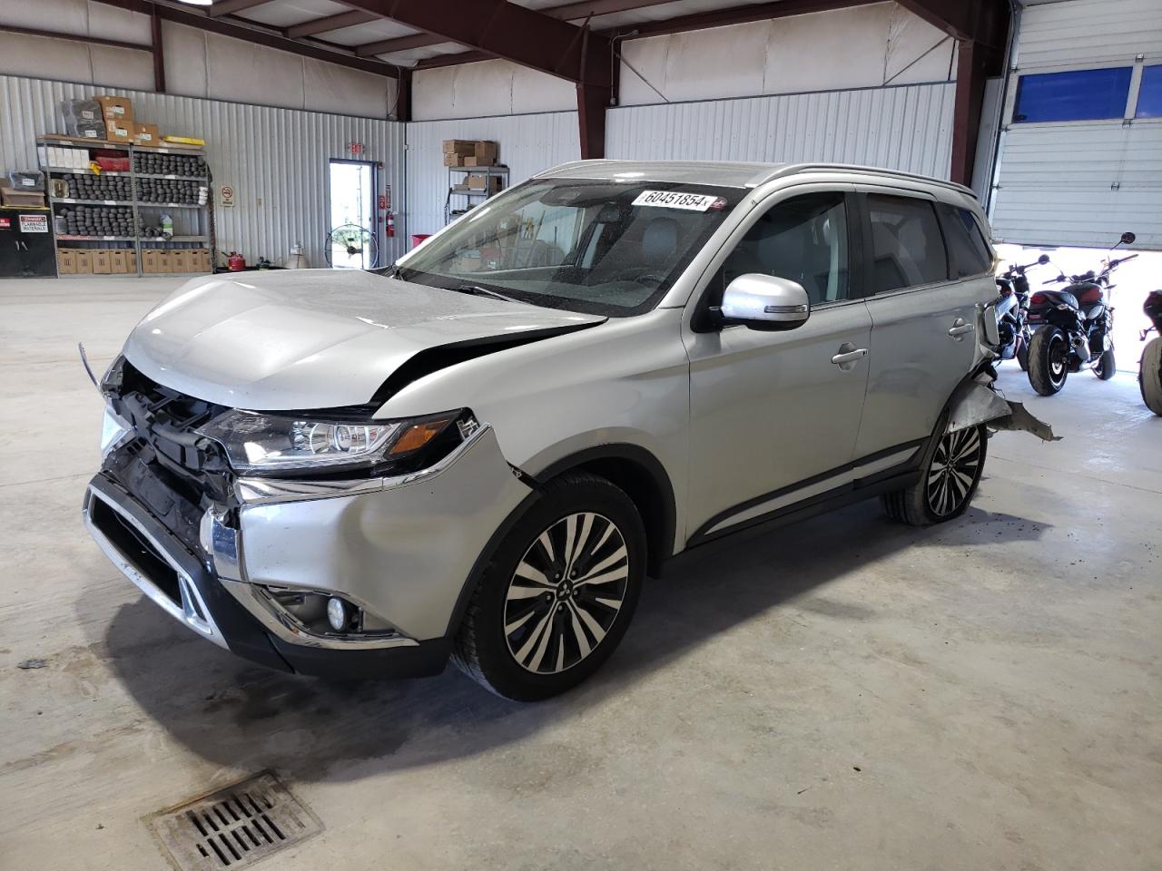 MITSUBISHI OUTLANDER 2020