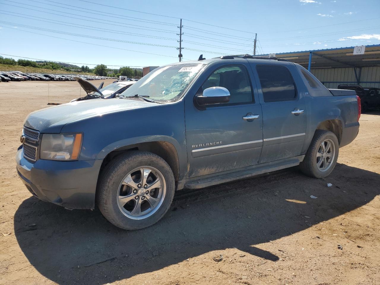 CHEVROLET AVALANCHE 2011