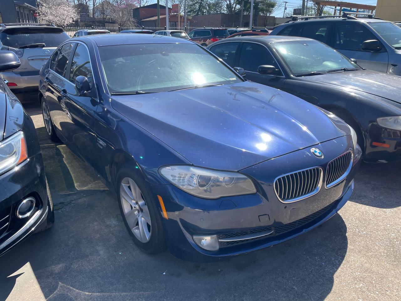 BMW 5 SERIES 2012