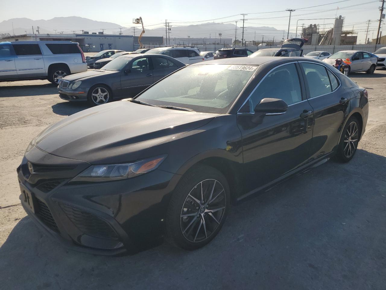 TOYOTA CAMRY SE N 2024
