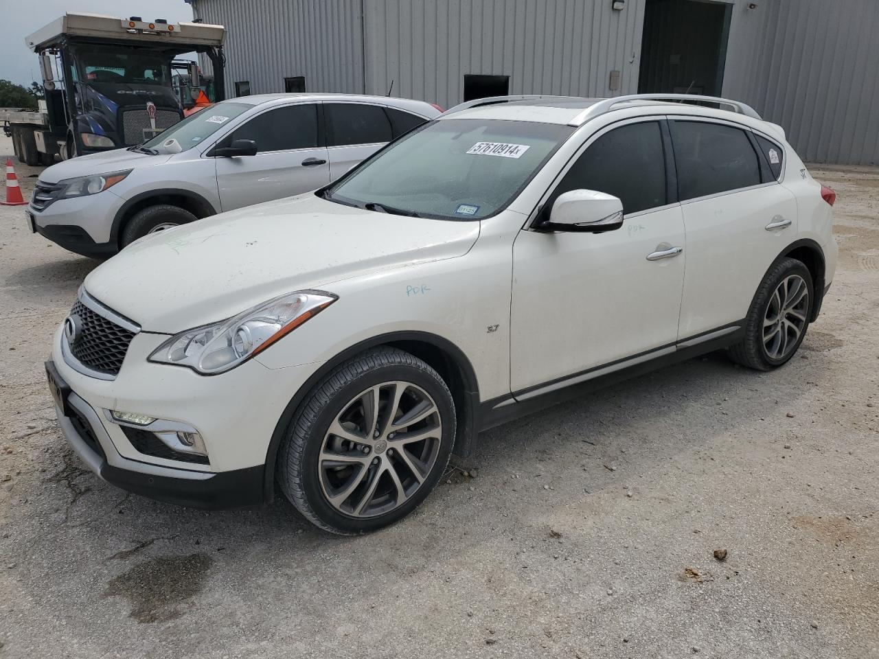 INFINITI QX50 2017