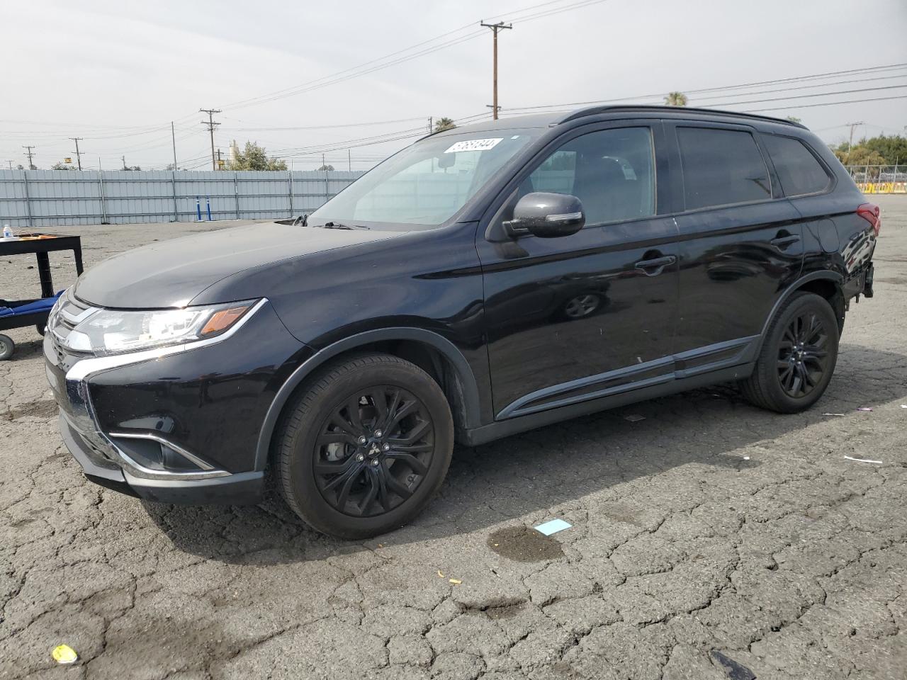 MITSUBISHI OUTLANDER 2018