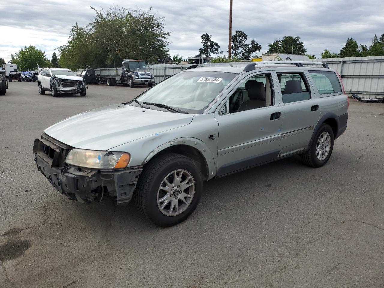 VOLVO XC70 2005