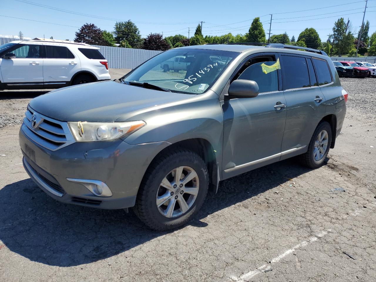 TOYOTA HIGHLANDER 2011