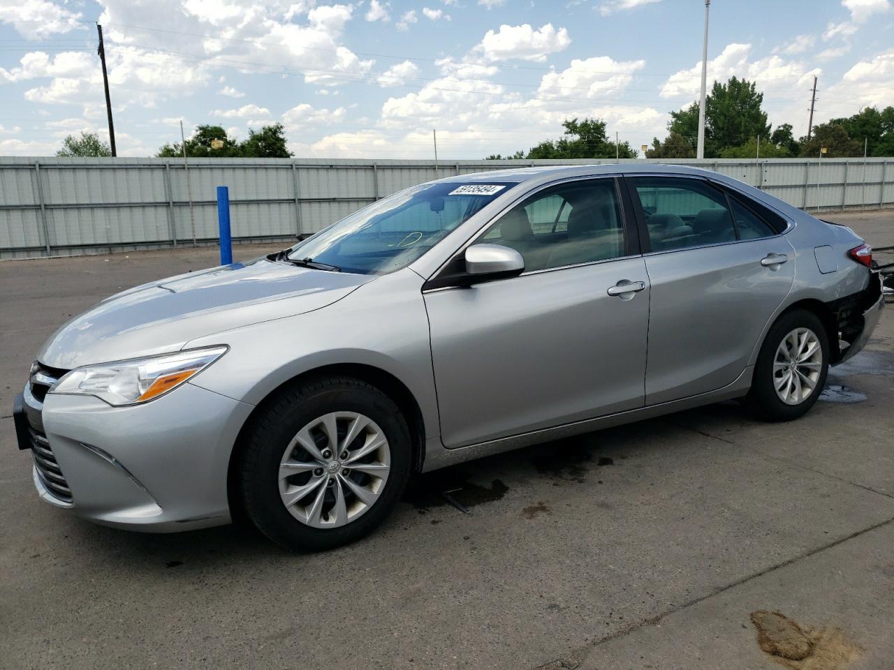 TOYOTA CAMRY LE 2017