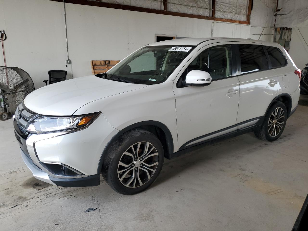 MITSUBISHI OUTLANDER 2018