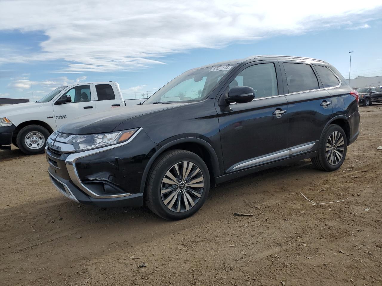MITSUBISHI Outlander 2019