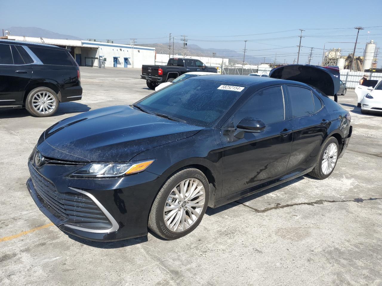 TOYOTA CAMRY LE 2023