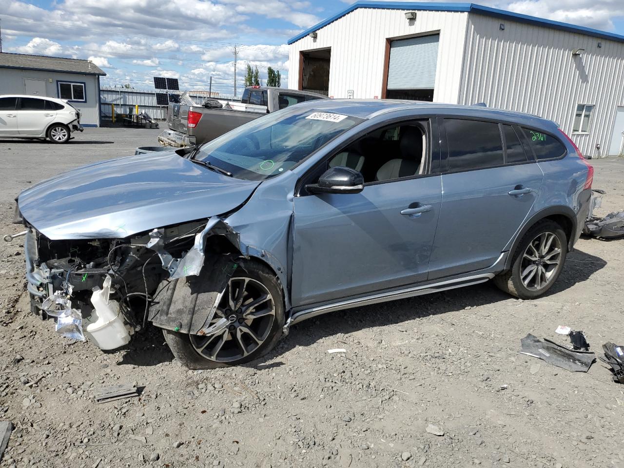 VOLVO V60 CROSS 2018
