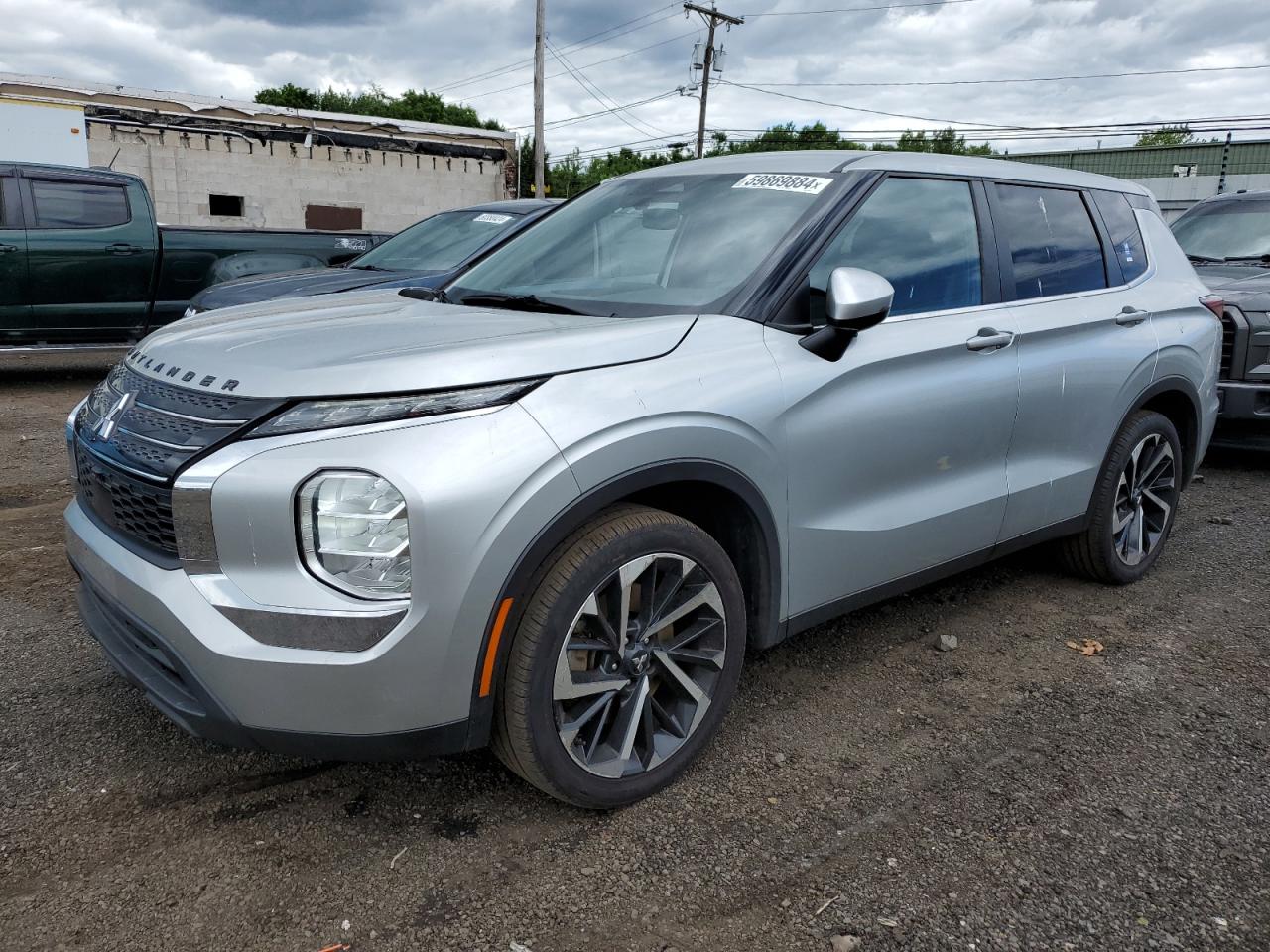 MITSUBISHI OUTLANDER 2022