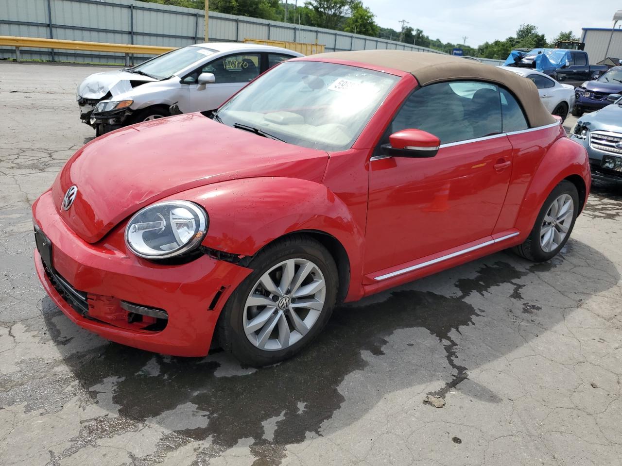 VOLKSWAGEN BEETLE 2014