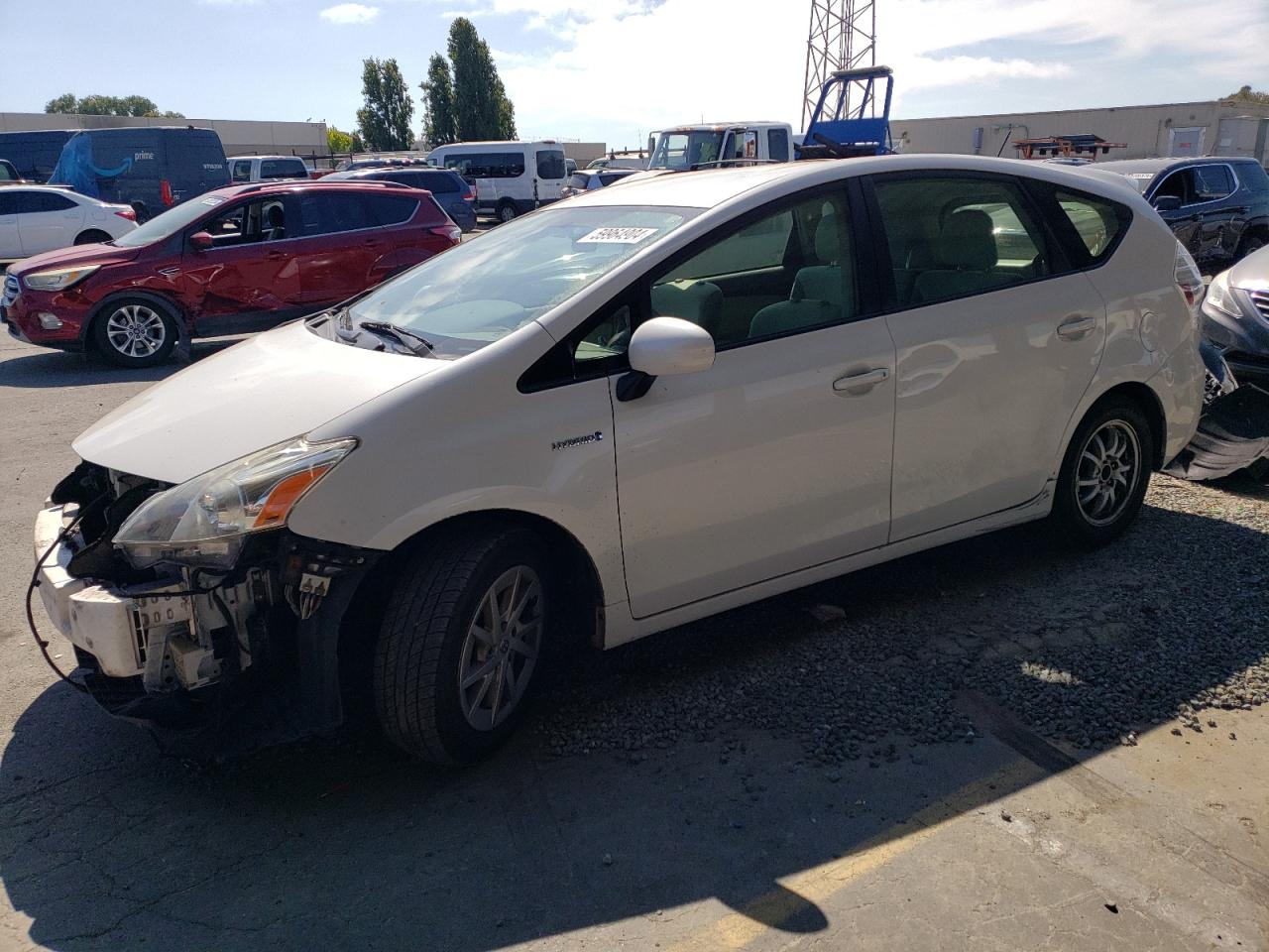 TOYOTA PRIUS V 2014