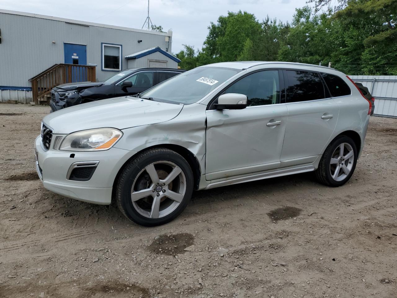 VOLVO XC60 T6 2011